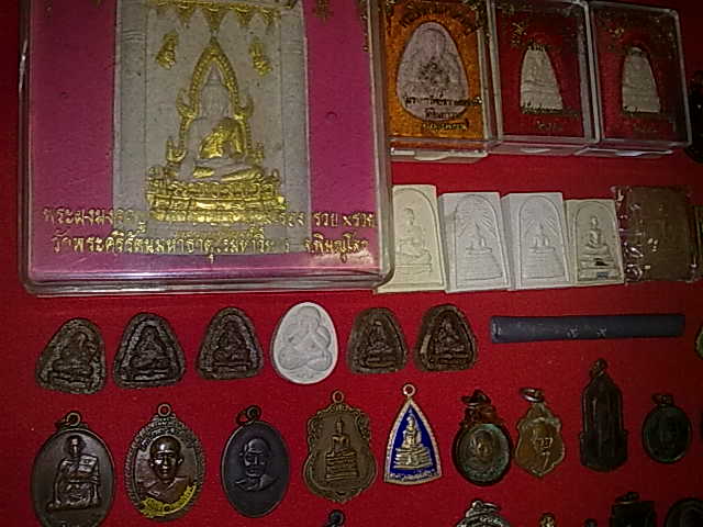 พระเหมา 50 รายการ ตามรูปครับ เคาะเดียวแดง