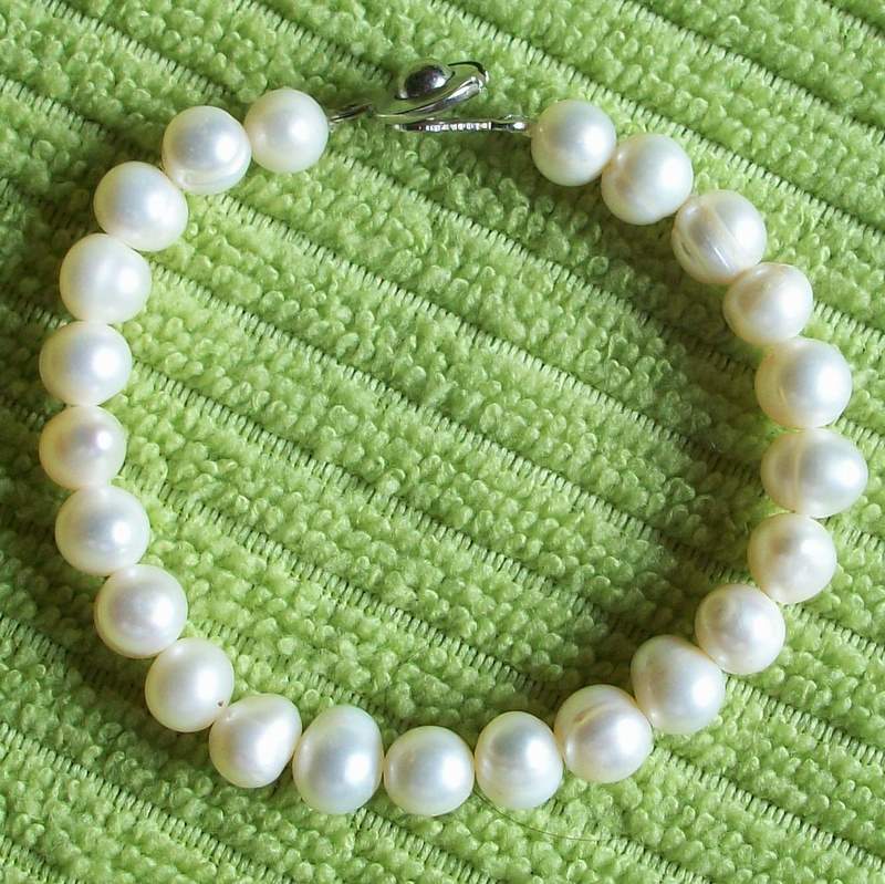 มุข แท้ 100 % สร้อยข้อมือความยาว 7 นิ้ว ในราคา 29 บาท (CM03)ขอแนะนำตัวเองกับพี่ๆสมาชิกทุกท่านครับ