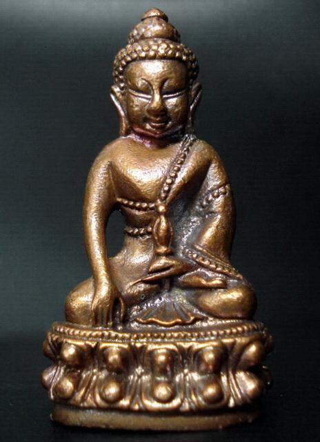 พระกริ่งธรรมสิงห์บูรพาจารย์ (รุ่นแรก) หลวงพ่อจรัญ วัดอัมพวัน จ.สิงห์บุรี ปี2554 พร้อมกล่องเดิมจากวัด