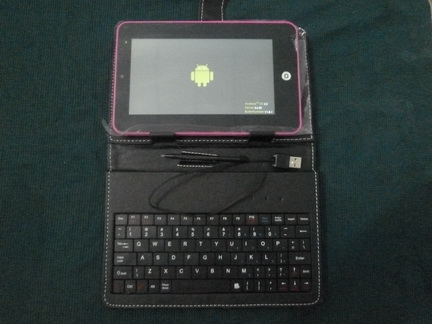 ขายipad android 7นิ้วของใหม่ราคา2,600บาทและแถมซองหนังเป็นคึรย์บอทได้ครับ