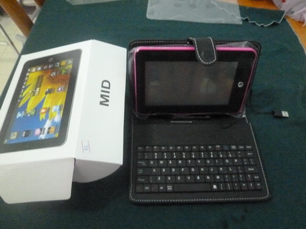 ขายipad android 7นิ้วของใหม่ราคา2,600บาทและแถมซองหนังเป็นคึรย์บอทได้ครับ