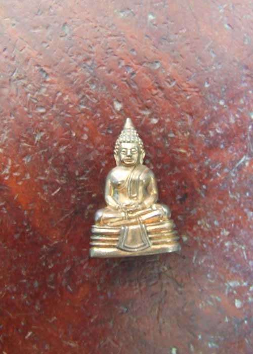 หลวงพ่อโสธร รุ่นสำนักงานตำรวจแห่งชาติ เนื้อนวะ พิมพ์เล็ก เลข 6609