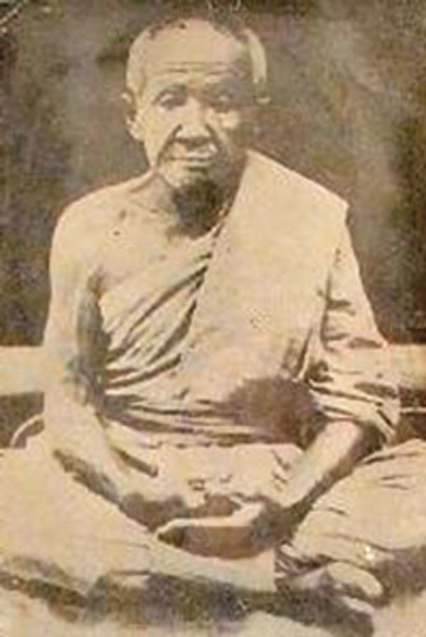...เคาะเดียว...หลวงพ่อป้อ ธัมมสิริ วัดโพธิ์ศรี (บ้านเอียด) จ.มหาสารคาม