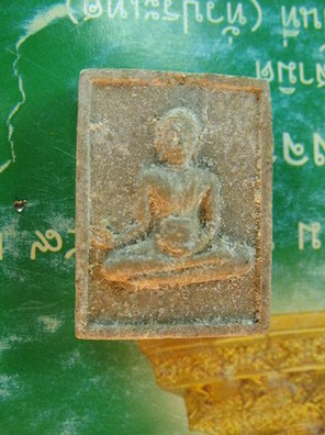 สมเด็จโต๊ะหักอาจารย์ทองวัดสำเภาเชยปี2529เนื้อผงพุทธคุณผสมว่านเก่าหลวงปู่ทวดปี97พระกลำงขี้นไขว่านสวยม