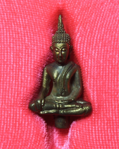 พระยอดธงปริสุทโธ รุ่น ห้าท้ายิง