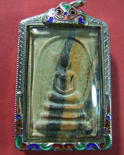 สมเด็จลายเสือหลวงพ่อมุม เนื้อผงน้ำมันหลังเลียบ จาร6 แถว