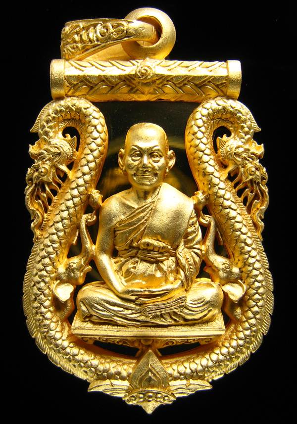 **สุดสวย เสมาฉลุ นฤมิตรโชค หลวงพ่อจรัญ เนื้อบรอนซ์ ชุบทองไมครอน เลข 1591 เคาะเดียวแดง**