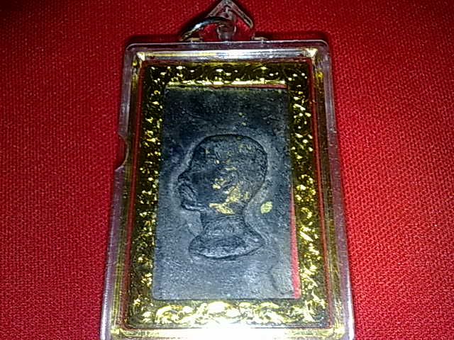 พระสมเด็จเนื้อชิน หลังรัชกาลที่ 5 ไม่ทราบที่ครับ