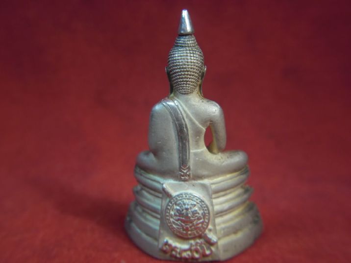 (เดิมครับ)80ปี เงินขัเงาบางส่วน [บล็อกเส้นคอ]  สวยครับ