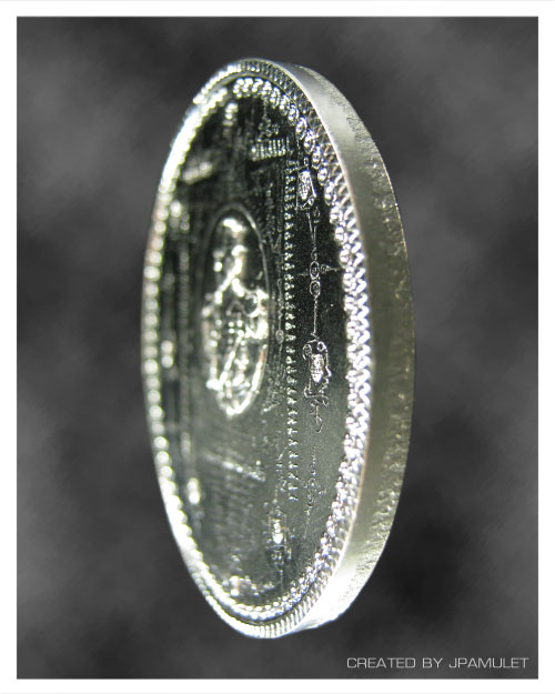 เหรียญมหายันต์กรมหลวงชุมพรฯ รุ่นลูกระเบิด พ.ศ. 2548 ชุบเงิน #1