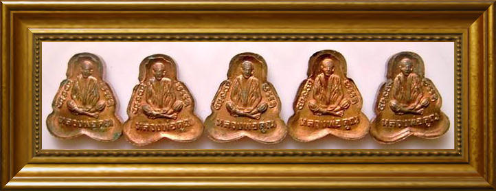  5 องค์รวด พระปิดตาหลังรูปเหมือน(ญาณวิทยาคม๗๒) เนื้อทองแดง  เก็บได้เลยเค้าว่าจะแรงเหมือนหลวงปู่ทิม