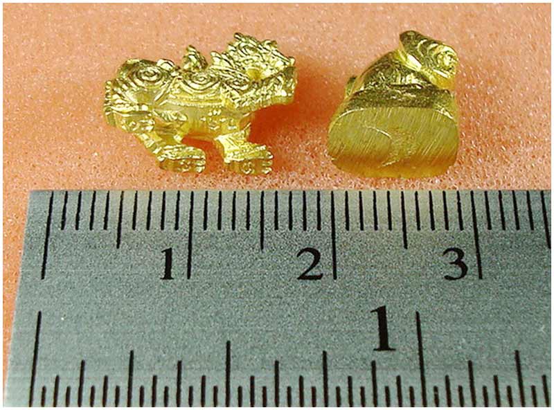 เสือจิ๋ว + สิงห์จิ๋ว (รุ่น1) หลวงพ่อเพี้ยน วัดเกริ่นกฐิน จ.ลพบุรี เนื้อทองเหลือง จัดมาคู่ #a2