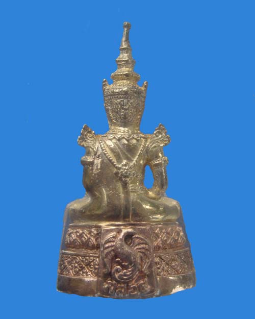 พระแก้วมรกต กรมสรรพสามิตต์ เนื้อสามกษัตริย์ วัดพระศรีรัตนศาสดาราม ปี พ.ศ. 2539 ......