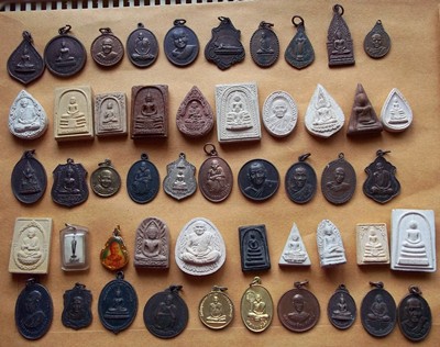 รวมพระเครื่อง 50 องค์  ...B69