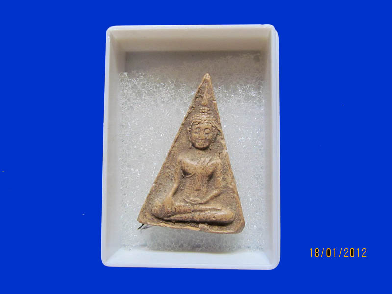 พระพิมพ์นางเนื้อดิน ไม่ทราบที่ครับ เหมือนเดิมครับรอบนี้เริ่ม20บาท k.102