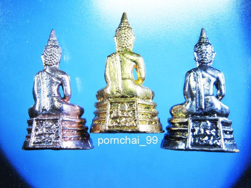 หลวงพ่อโสธรกะหลั่ยเงิน,ทอง,นาค,เคาะเดียว