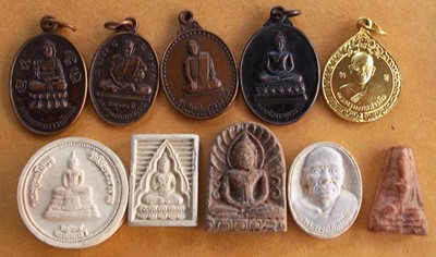รวมพระเครื่อง 50 องค์ เหมาไปเลยครับ  ......B83