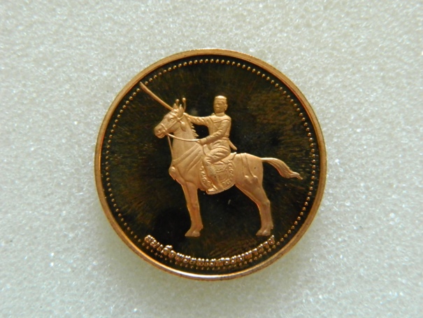 เหรียญพระพุทธชินราช-สมเด็จพระนเรศวร รุ่นชนะศึก ปี 2544 ทองแดงขัดเงา