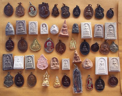 รวมพระเครื่อง 50 องค์ ....B91