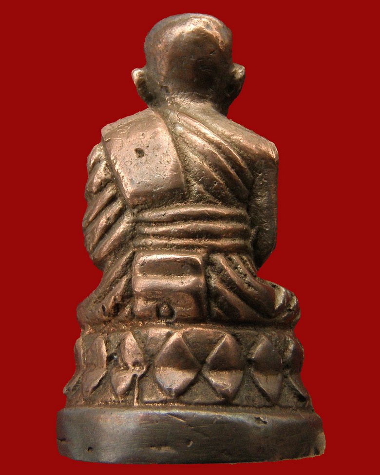 หลวงปู่ทวดพิมพ์บัวรอบรุ่นเลื่อนสมณศักดิ์ 2542 เนื้อนวโลหะ พระครูอนุกูลปริยัติกิจ/วัดช้างไห้
