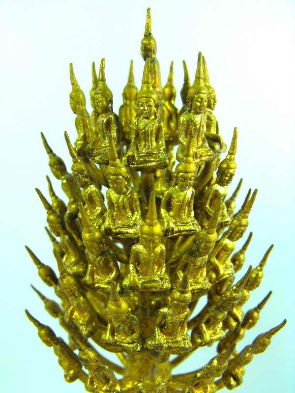 พระบูชาพระชัยวัฒน์(ช่อ) หลวงปู่เจือ วัดกลางบางแก้ว"รุ่นไตรมาส48" เนื้อทองทิพย์