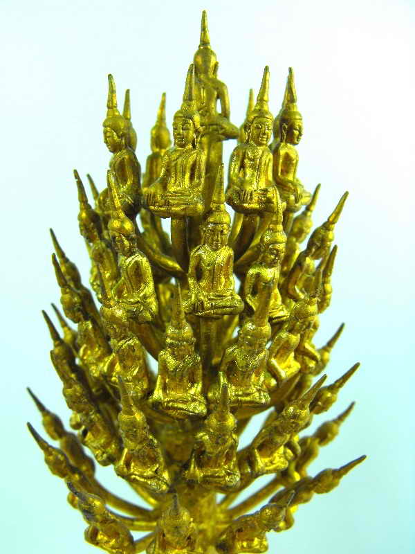 พระบูชาพระชัยวัฒน์(ช่อ) หลวงปู่เจือ วัดกลางบางแก้ว"รุ่นไตรมาส48" เนื้อทองทิพย์