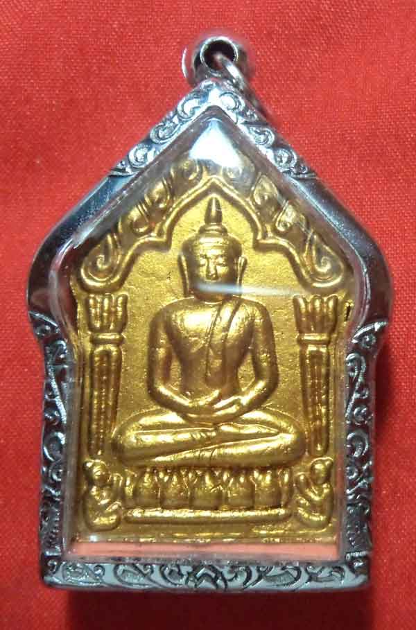 พระขุนแผนพรายกุมาร เนื้อผงพรายกุมาร ผสมว่านสบู่เลือด ฝังตะกรุดเงินคู่