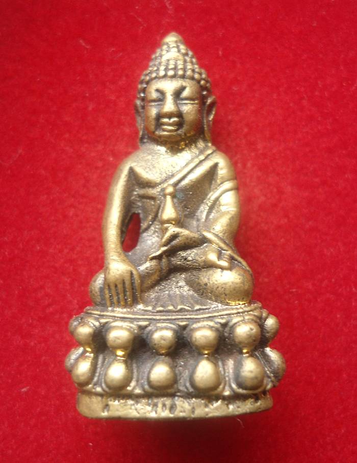 พระกริ่งหลวงปู่สรวง เทวดาเล่นดิน รุ่น 1 ครับ