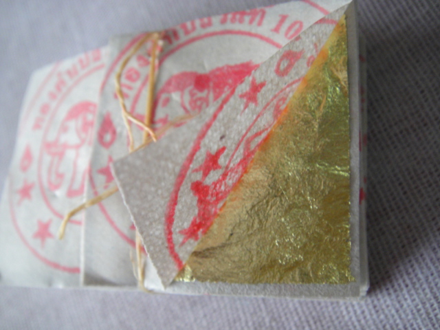 แผ่นทองคำแท้ ตราช้าง 100 แผ่น ขนาดมาตรฐาน 3 X 3 cm
