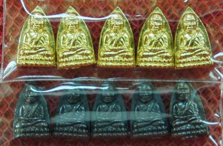 มา 10 องค์ หลวงปู่ทวดจิ๋ว กำนันชูชาติ เนื้อเปียกทอง+เนื้อทองเเดงลมดำ อ.นองปลุกเสกปี 41