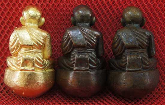 หลวงปู่ทวด พิมพ์เบ้าทุบ 3 องค์ เนื้อเปียกทอง เนื้อนวะ เนื้อผิวไฟ วัดในหาน ปี 36