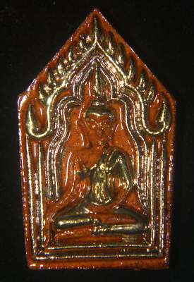 พระขุนแผน หลวงปู่ชื้นรุ่นแรก เคลือบแดงลงน้ำทอง หลังตระกรุดเงิน