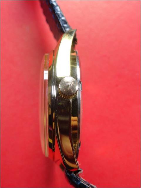 CAMY swiss ระบบไขลาน กะหลั่ยทองอย่าหนาครับ สภาพเก่าเก็บ ซื้อมาไม่ค่อยได้ใช้งานครับ เคาะเดียว