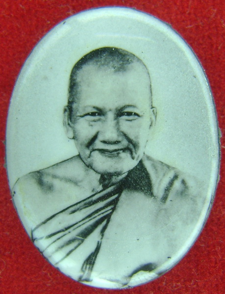 ล็อกเก็ตหลวงพ่อเปิ่น ฐิตคุโณ วัดบางพระ อ.นครชัยศรี จ.นครปฐม สุดนครปฐม หลังตะกรุดทอง (2)