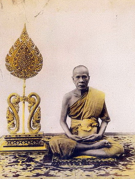 พระผง วัดจันทรังษี จ.อ่างทอง ปลุกเสกด้วย วิชชาธรรมกาย พร้อม พระของขวัญ วัดปากน้ำ รุ่น4