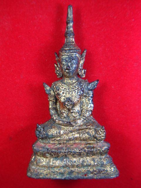 พระรัตนะทรงเครื่อง ยุครัตนโกสินทร์ ฐานกว้าง 2 นิ้ว