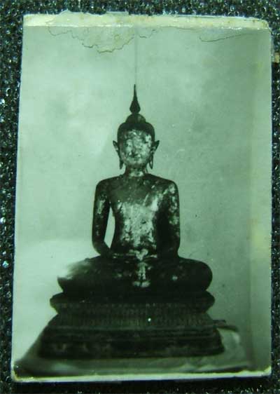 รูปเกจิ หลังพระพุทธ ใครรู้ได้เปรียบ