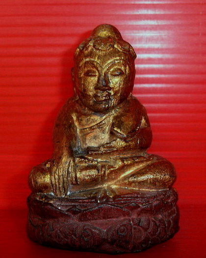 ** พระบัวเข็มไม้โพธิ์แกะศิลปะมอญพม่า ขนาดหน้าตัก 2 นิ้ว น่ารักมากค่ะ **