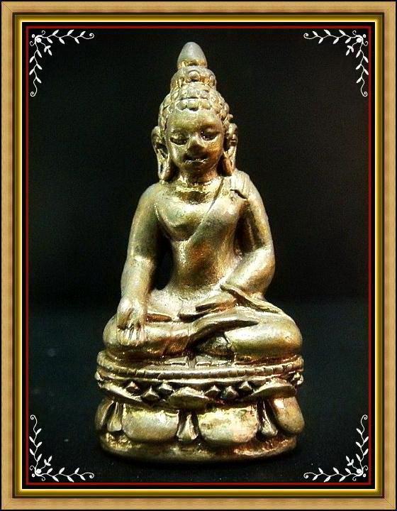 พระไพรีพินาศ ..เนื้อนวะโลหะ.. รุ่นชัยชนะศึก ผสมชนวนแผ่นยันต์กว่า 1,000 แผ่น พร้อมกล่องเดิมจากวัด