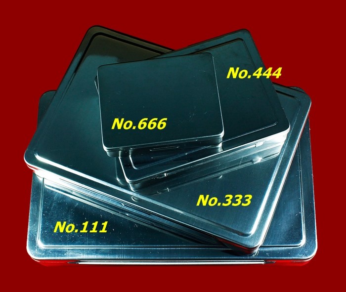กล่องสแตนเลสใส่พระ (แบบกล่องหนา) คละขนาด 4 แบบ 4 ใบ ในราคาพิเศษ