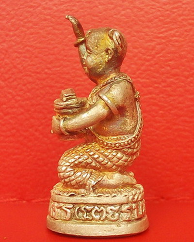 กุมารทอง ลอยองค์ ชุบเงินพ่นทราย รุ่นรับทรัพย์ หลวงปู่ชื่น วัดตาอี จ.บุรีรัมย์ พร้อมกล่องเดิม