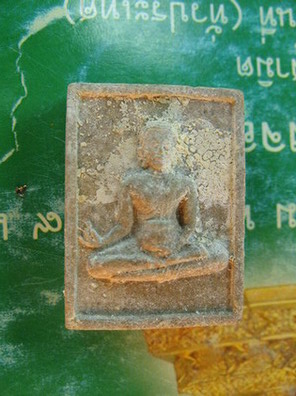 สมเด็จโต๊ะหักอาจารย์ทองวัดสำเภาเชยปี2529เนื้อผงพุทธคุณผสมว่านเก่าหลวงปู่ทวดปี97พระกลำงขี้นไขว่านสวยม