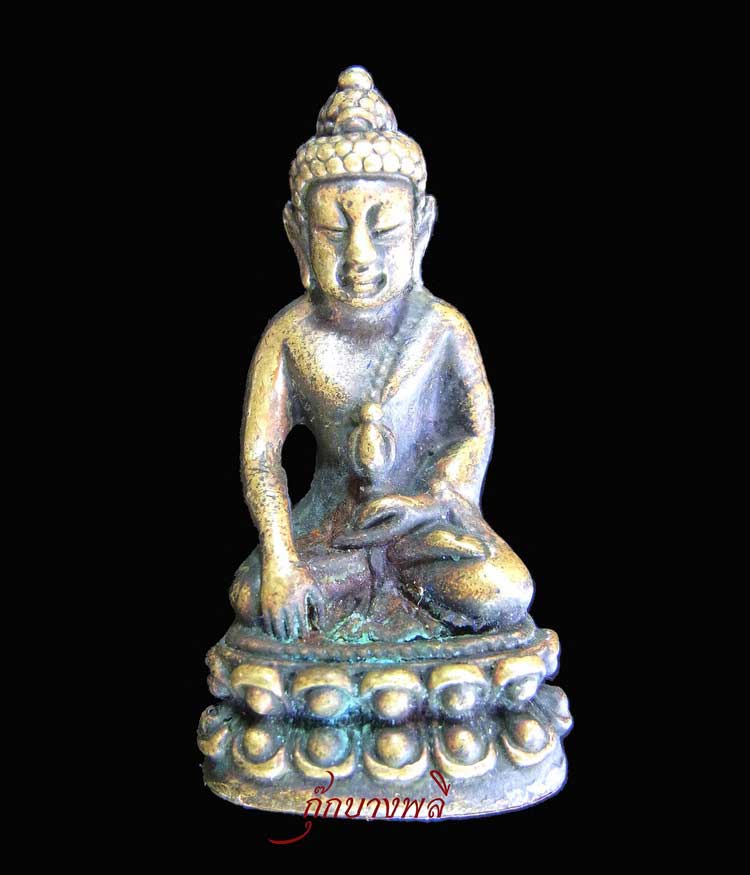 พระกริ่ง นะ โภคทรัพย์ ปัดฐานนาค โค้ตนะ โค้ตดอกบัว หมายเลข 816 วัดสุทัศน์เทพวราราม ปี พ.ศ. 2544
