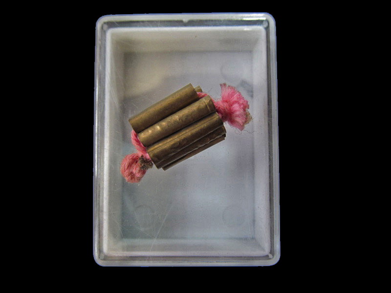 ตะกรุดเก้ากุ่ม ขนาดเล็กด้านนอกมี8ดอกด้านในมี1ดอก.. เริ่ม20บาท/RR.75