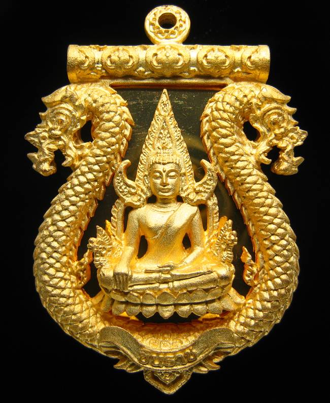 **เสมาฉลุ พระพุทธชินราช หลวงปู่แขก ปภาโส วัดสุนทรประดิษฐ์ เนื้อทองระฆังชุบทองไมครอน หมายเลข 625**