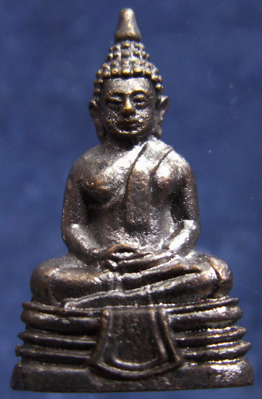 ถูกจริงๆ...200 บาท !! กริ่งหลวงพ่อโสธร พ.ศ. 2543 สูงเกือบ 1 นิ้ว พร้อมกล่องเดิม