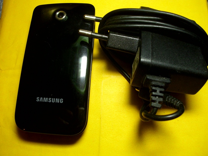 เคาะเดียว.โทรศัพท์มือถือซัมซุงGT-E2530..มือสอง