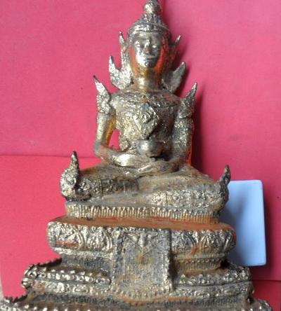 พระบูชาทรงเครื่อง ไม่ทราบที่ (เคาะแรกแดง)