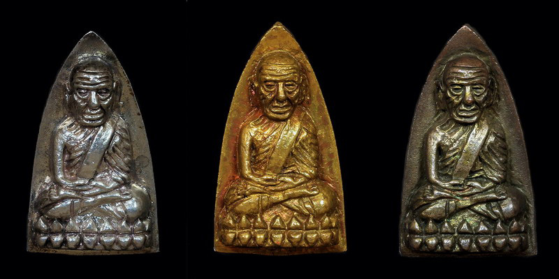 หลวงปู่ทวดวัดช้างให้หลังเตารีด 2 พิมพ์ใหญ่ เงิน ทองทิพย์ นวะ รุ่นสร้างโรงพยาบาลฯปี 39 ชุด 2