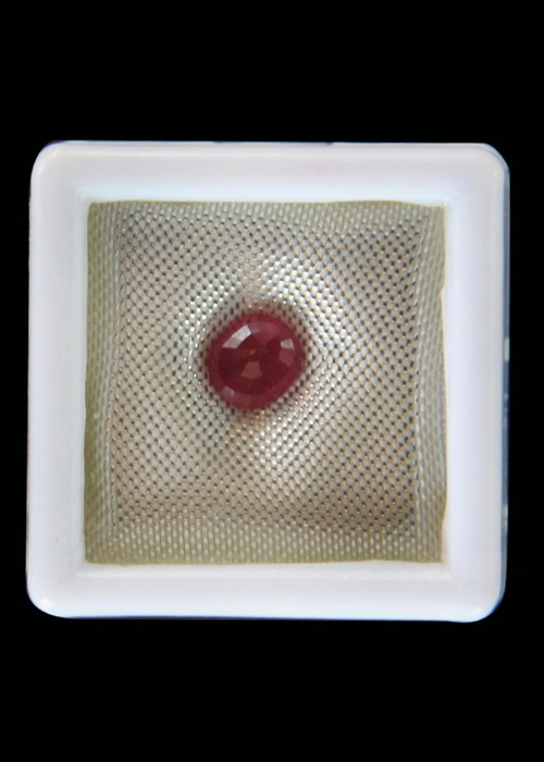 อัญมณีสีแดง ทับทิม (Ruby) 0.87 กะรัต
